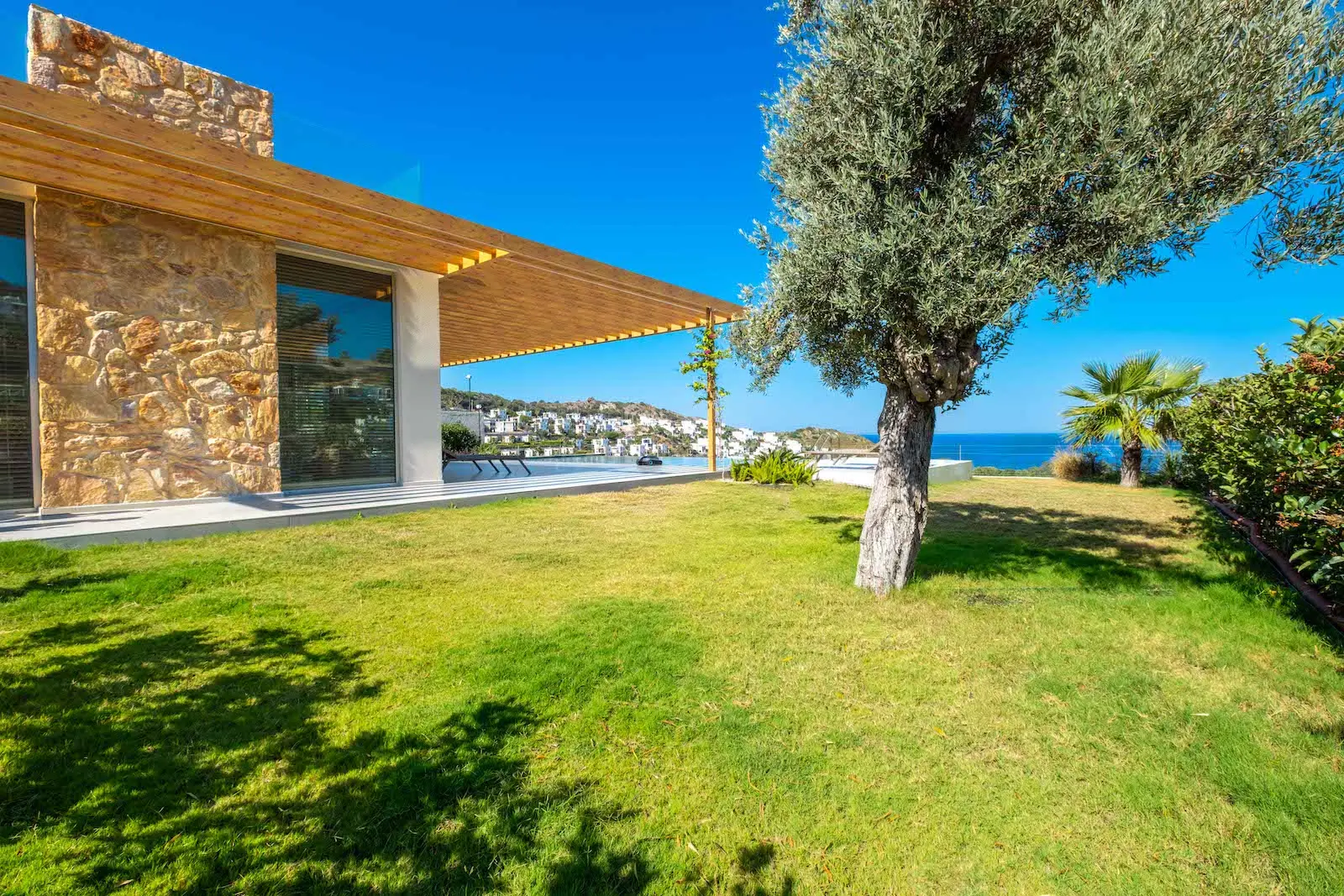 Property in Gumusluk